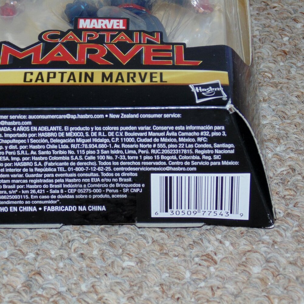 Hasbro Marvel Legends 6" Captain Marvel in Uniform MIB Brand New BAF Kree Sentry - Picture 10 of 10